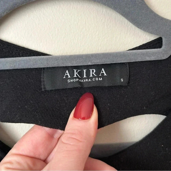 Akira Women’s Black Bodycon Back Cutout Short Sleeve Mini Dress Size Small - Picture 2 of 5
